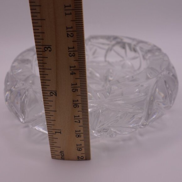 Circle Ash Tray with Pinwheel Pattern & Some Weight To It! - Picture 9 of 16